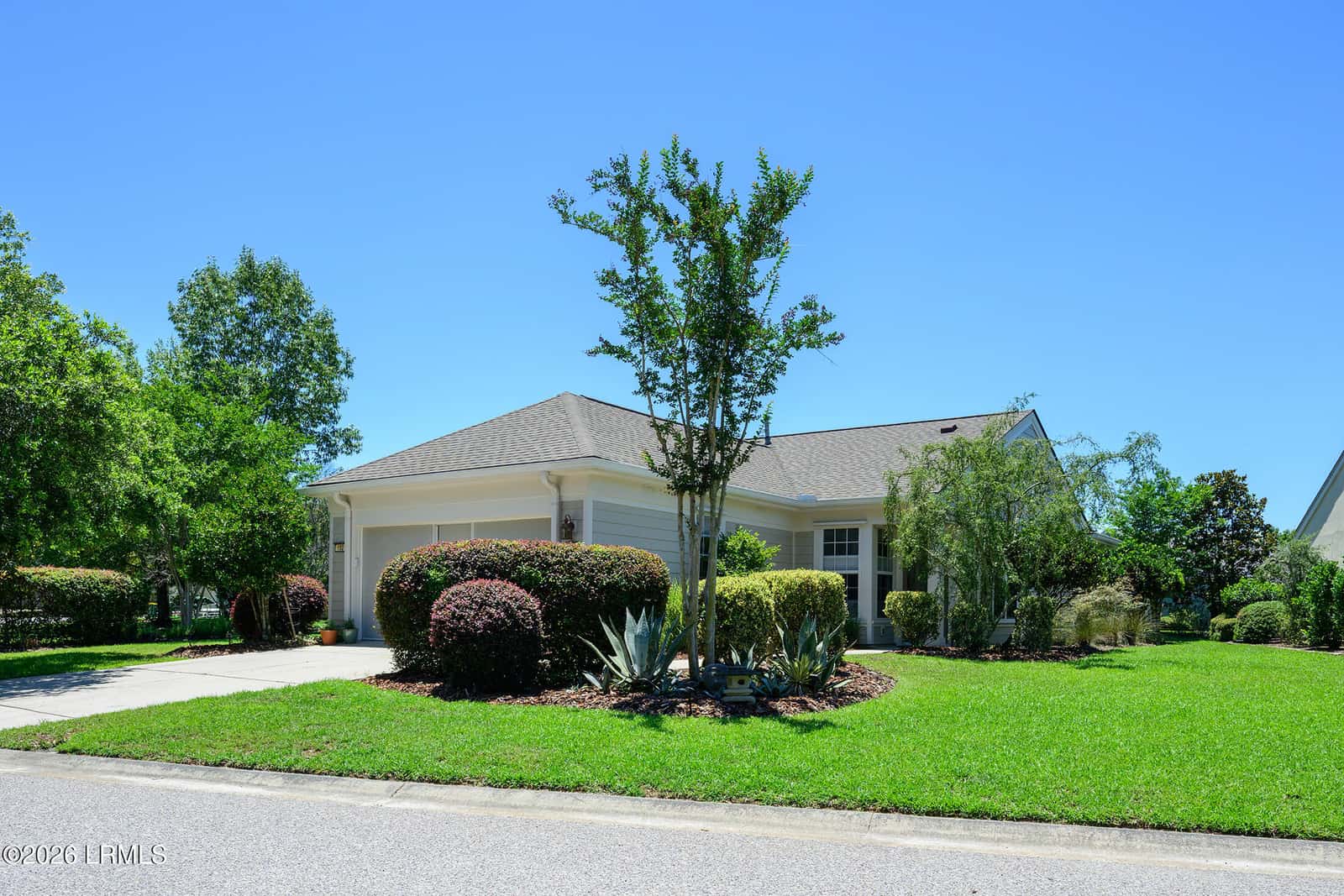 152 Lazy Daisy Drive, Bluffton, SC 29909 — photo 2 of 38