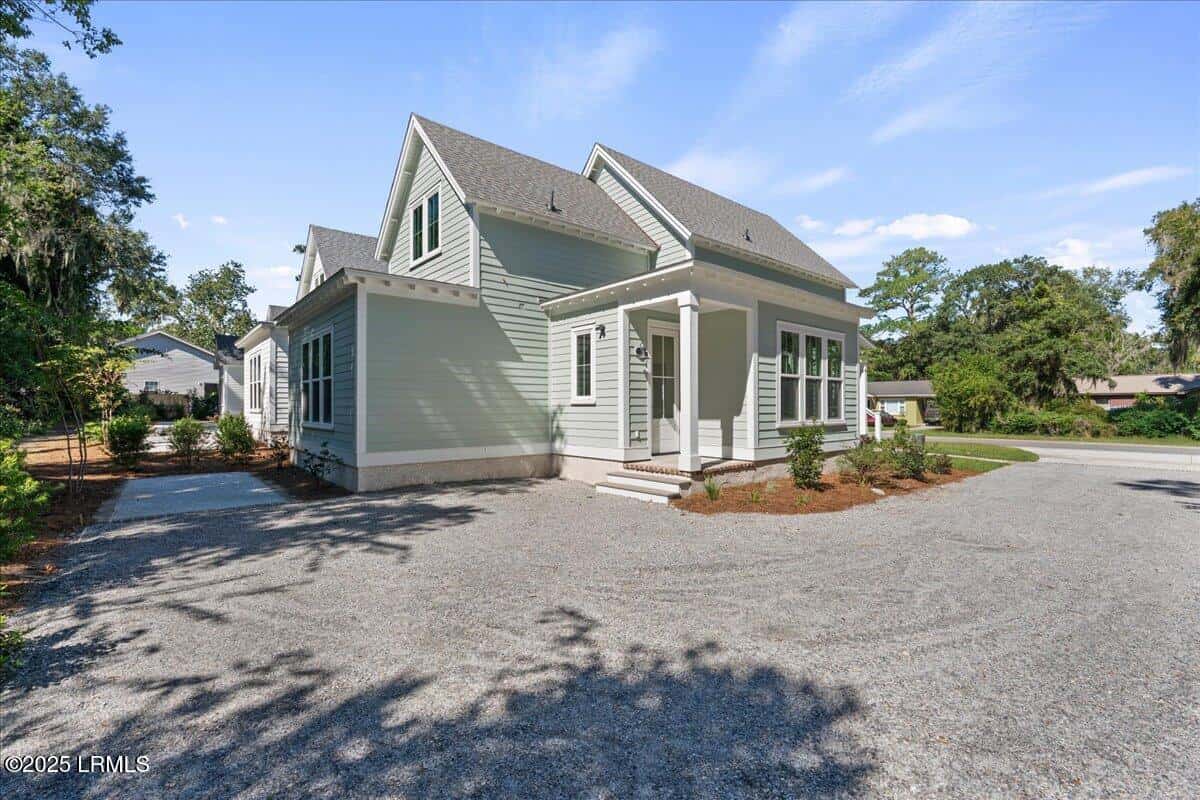 2204 National Street, Beaufort, SC 29902 — photo 3 of 22
