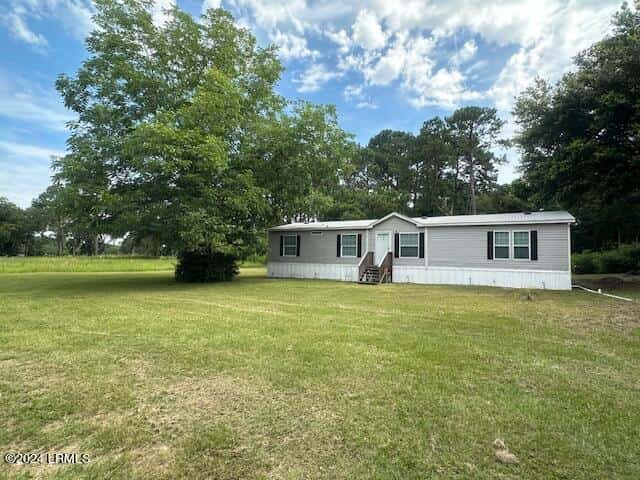 137 Coffin Point Road, St. Helena Island, SC 29920 — photo 5 of 6
