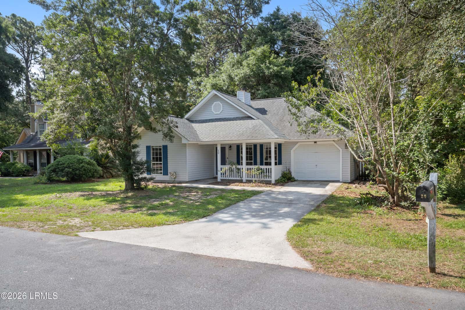 20 Cedar Crest Circle, Beaufort, SC 29907 — photo 3 of 29