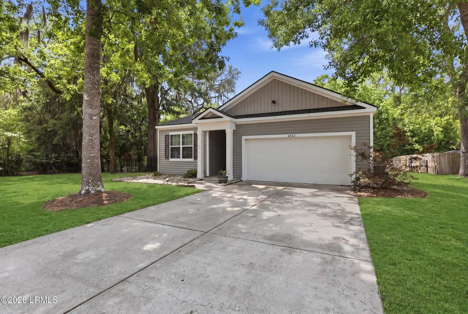 4864 Breeze Way, Beaufort, SC 29907 — photo 2 of 37