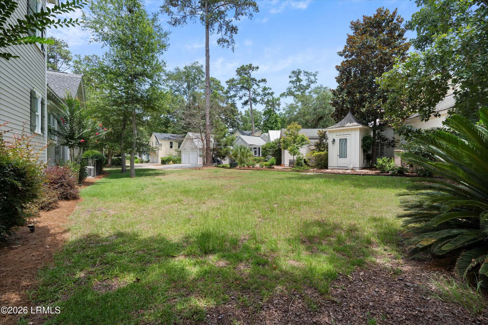 5 Bishop Road, Beaufort, SC 29906 — photo 5 of 29