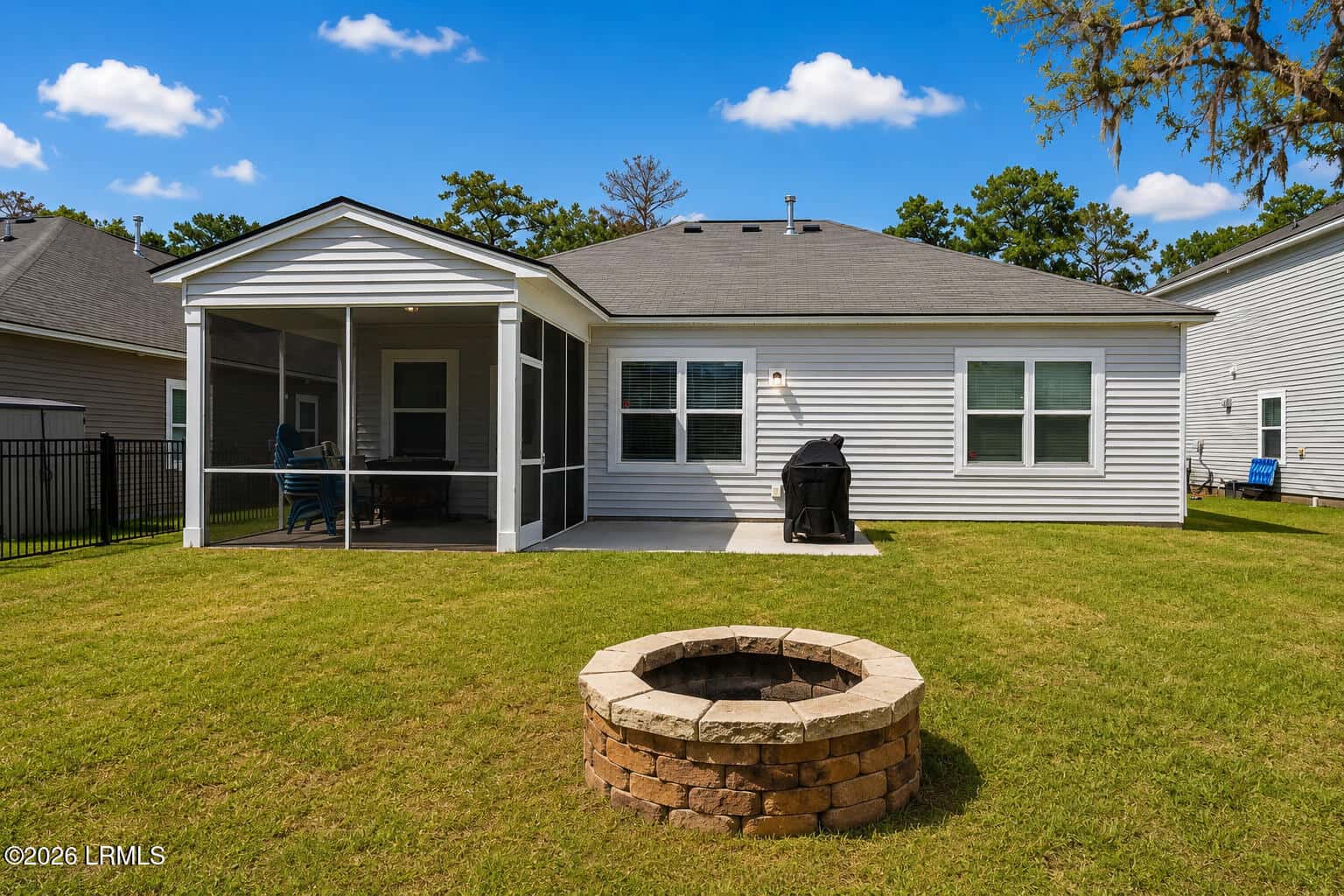 25 Pacolet Lane, Port Royal, SC 29906 — photo 2 of 16
