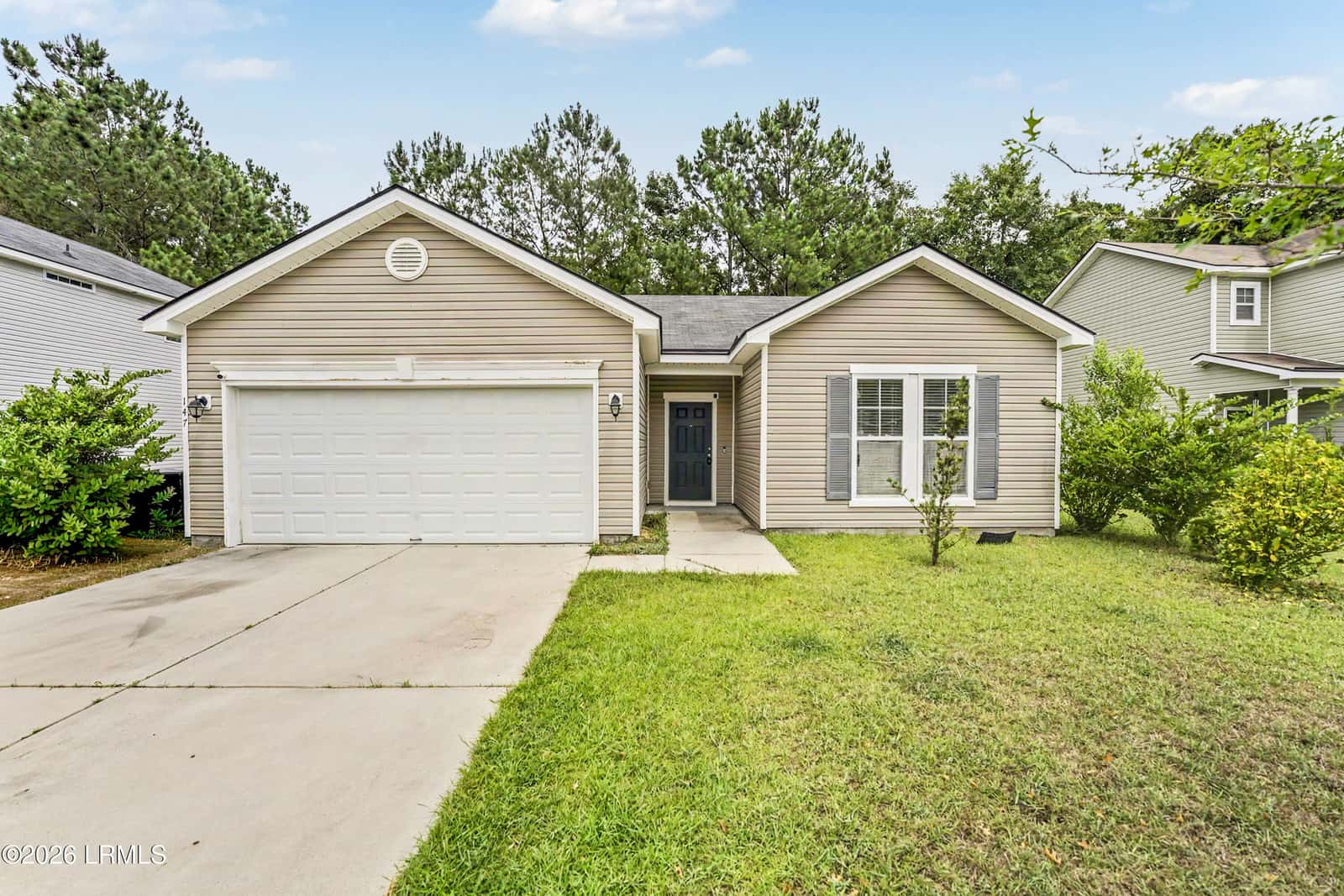 147 Okatie Park Circle E, Ridgeland, SC 29936 — photo 2 of 35