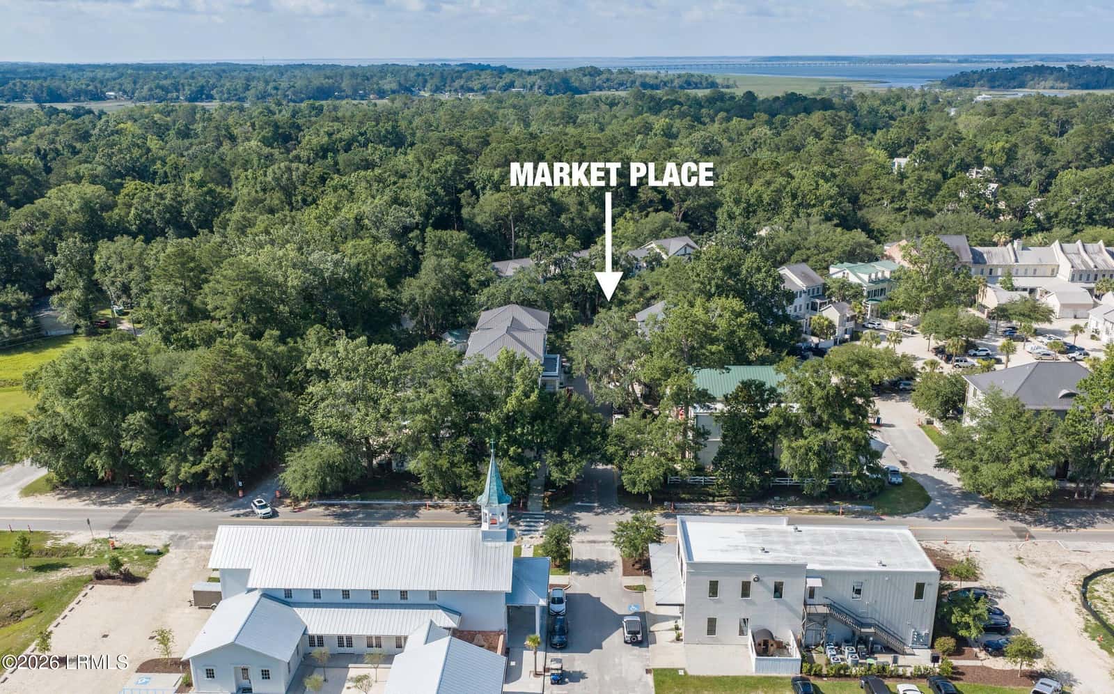 3 S Loudon Drive, Beaufort, SC 29906 — photo 4 of 30