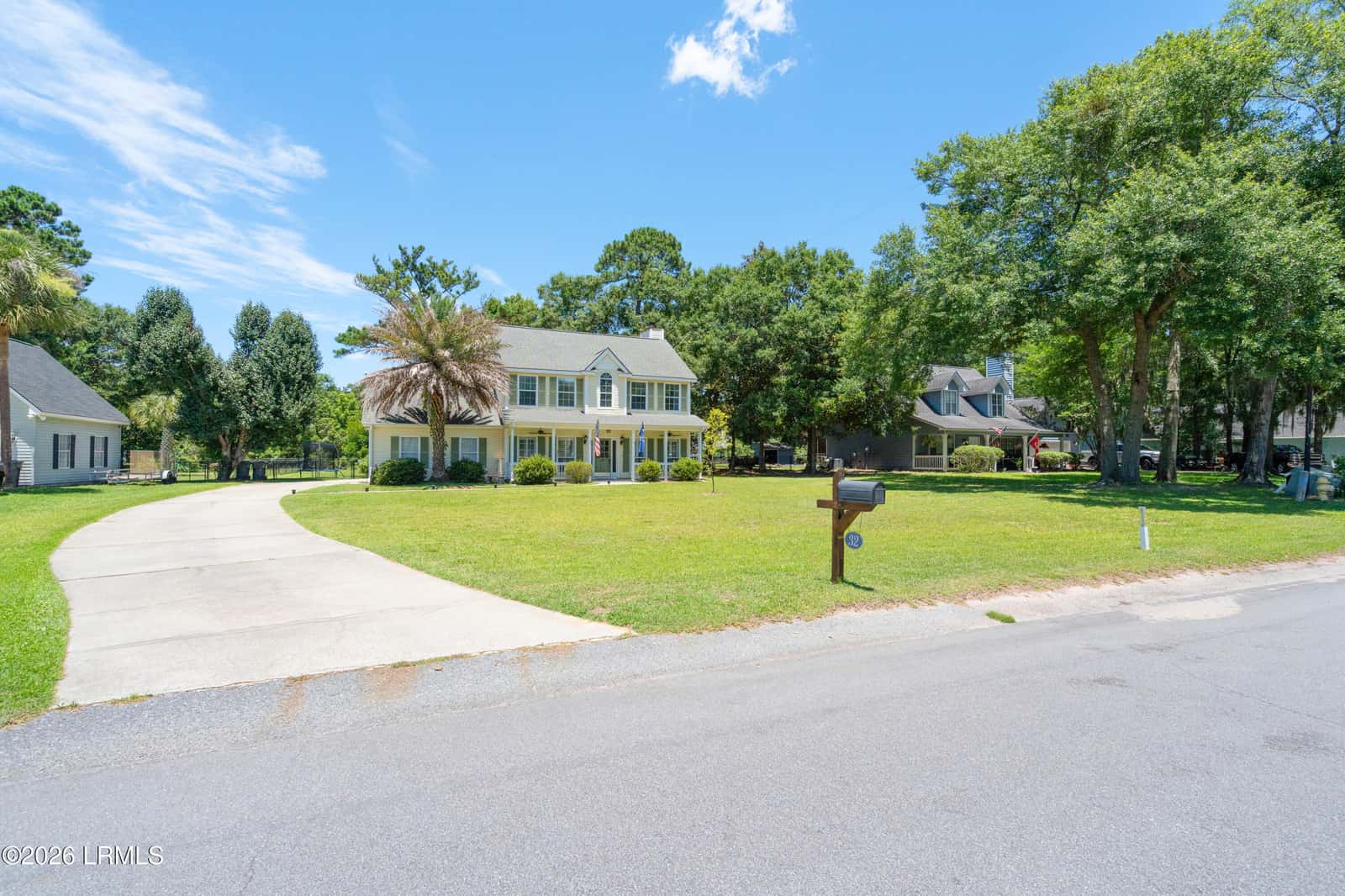 32 Christine Drive, Beaufort, SC 29907 — photo 3 of 53