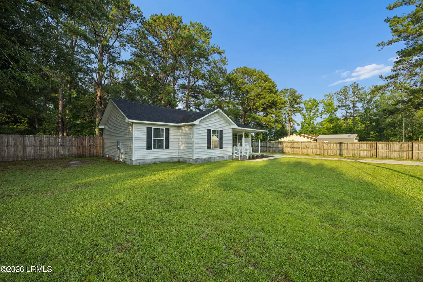 110 Sharon Avenue, Hampton, SC 29924 — photo 4 of 36