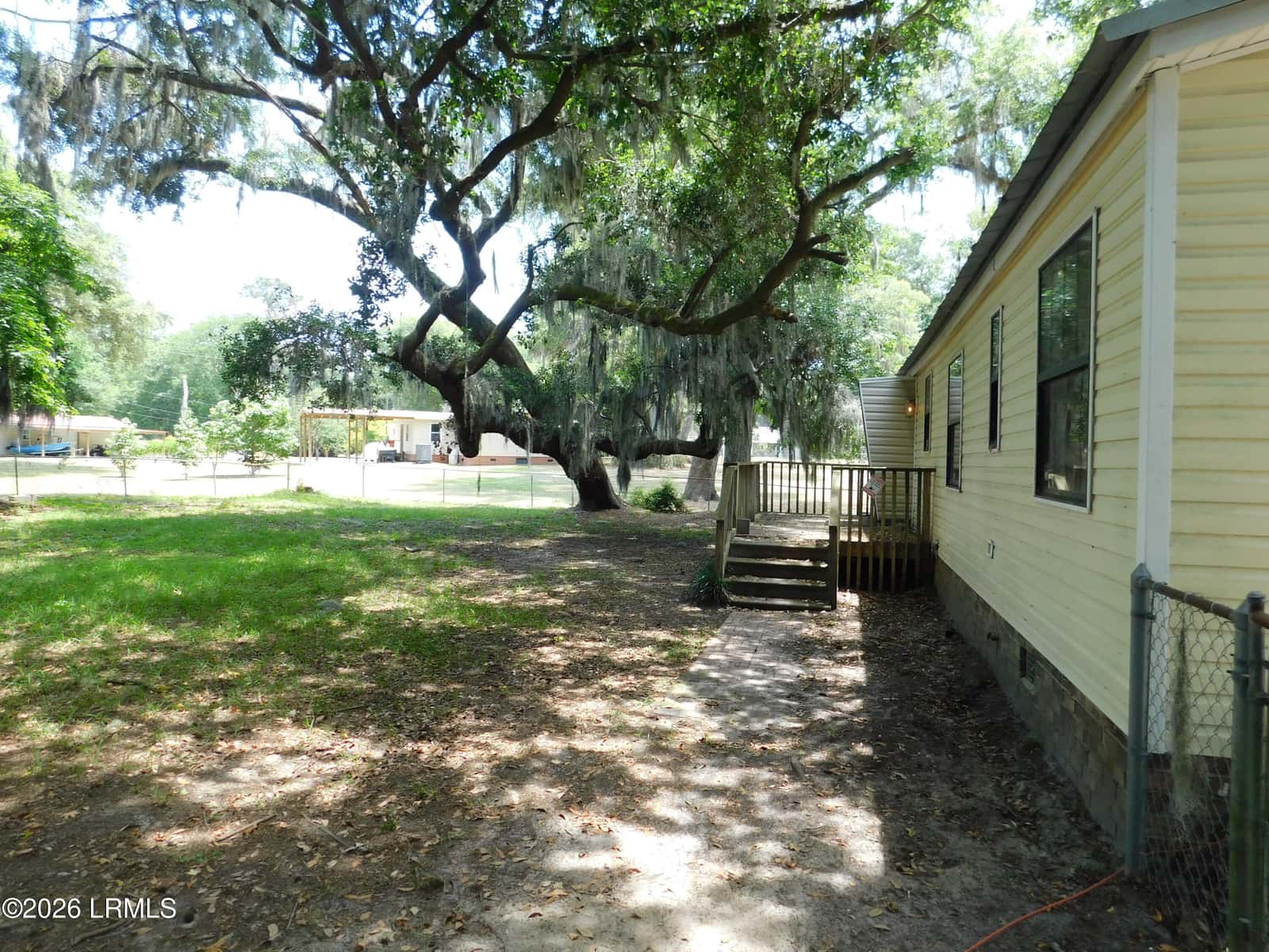 911 Grant Street, Beaufort, SC 29906 — photo 3 of 28