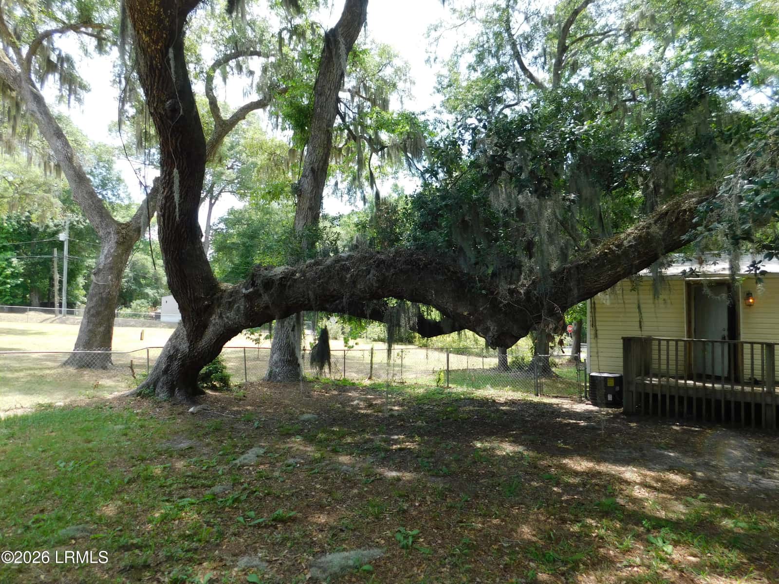 911 Grant Street, Beaufort, SC 29906 — photo 4 of 28