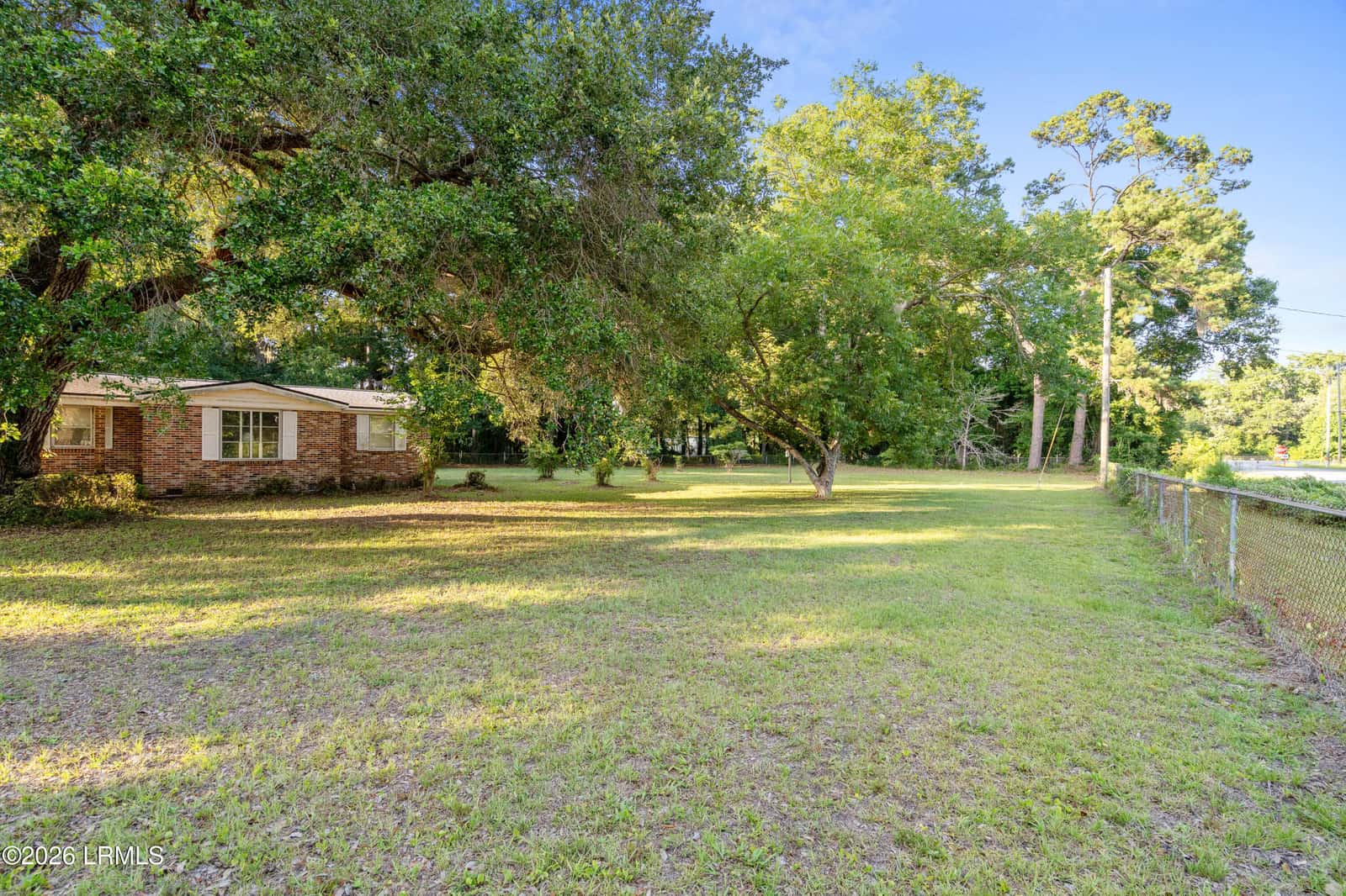 2 Parker Drive, Beaufort, SC 29906 — photo 5 of 25