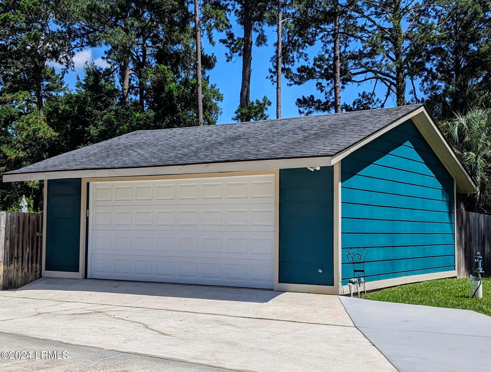 2233 Salem Road, Beaufort, SC 29902 — photo 3 of 26