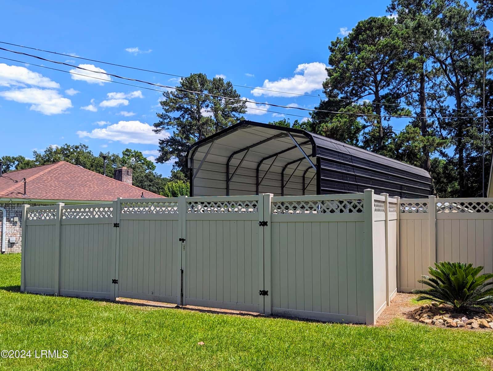 2233 Salem Road, Beaufort, SC 29902 — photo 4 of 26