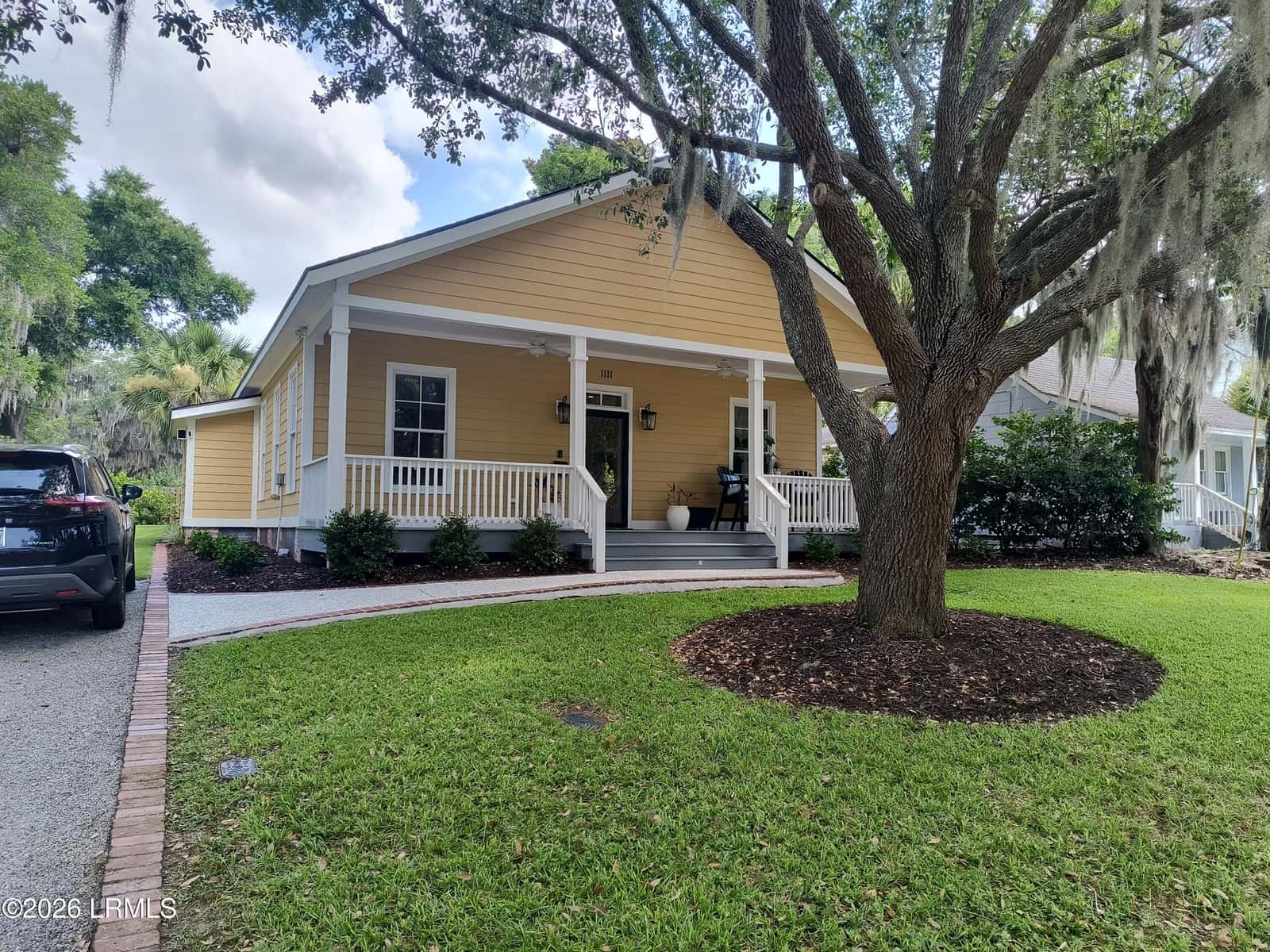1111 Washington Street, Beaufort, SC 29902 — photo 2 of 31