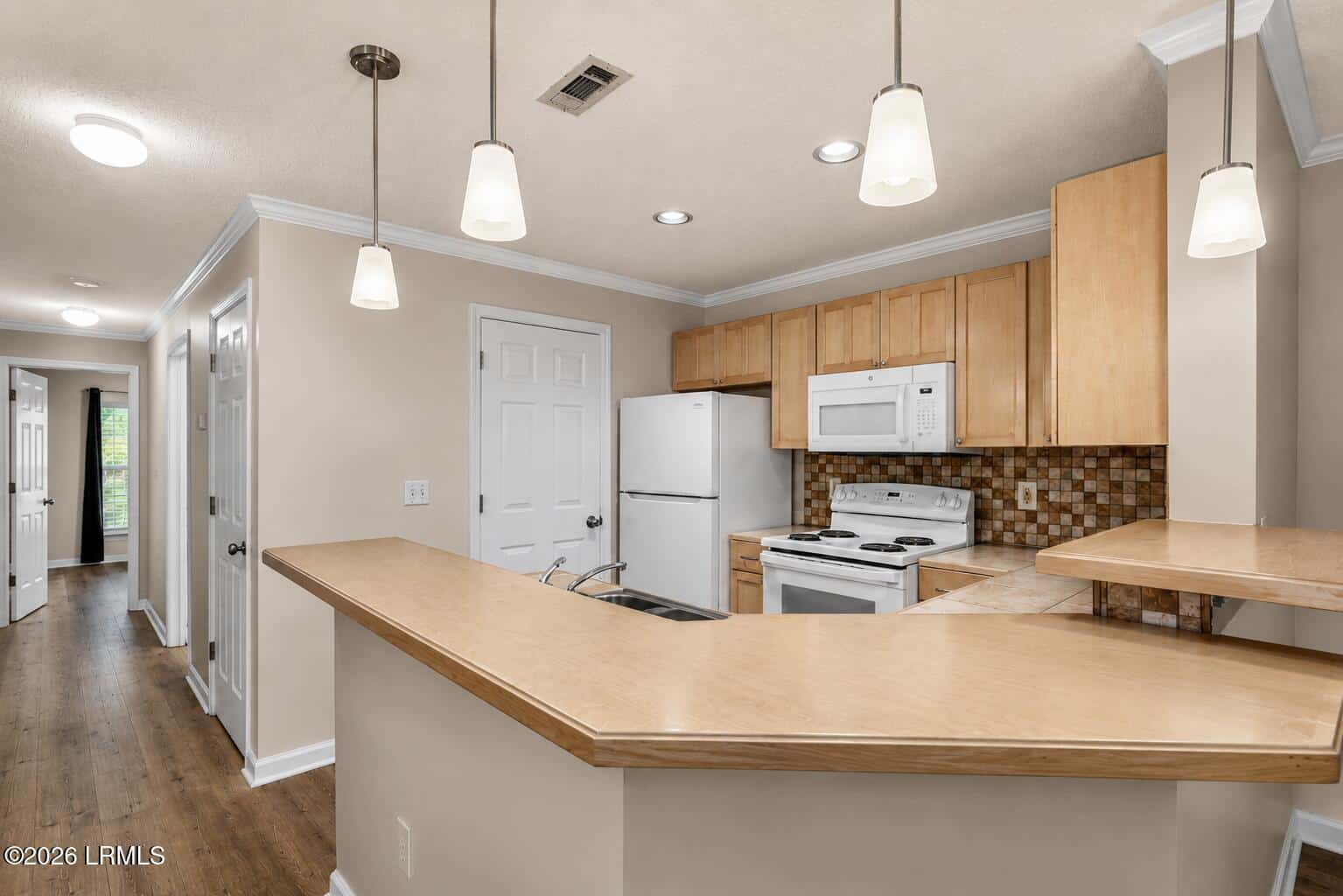 100 Kensington Boulevard 405, Bluffton, SC 29910 — photo 3 of 36