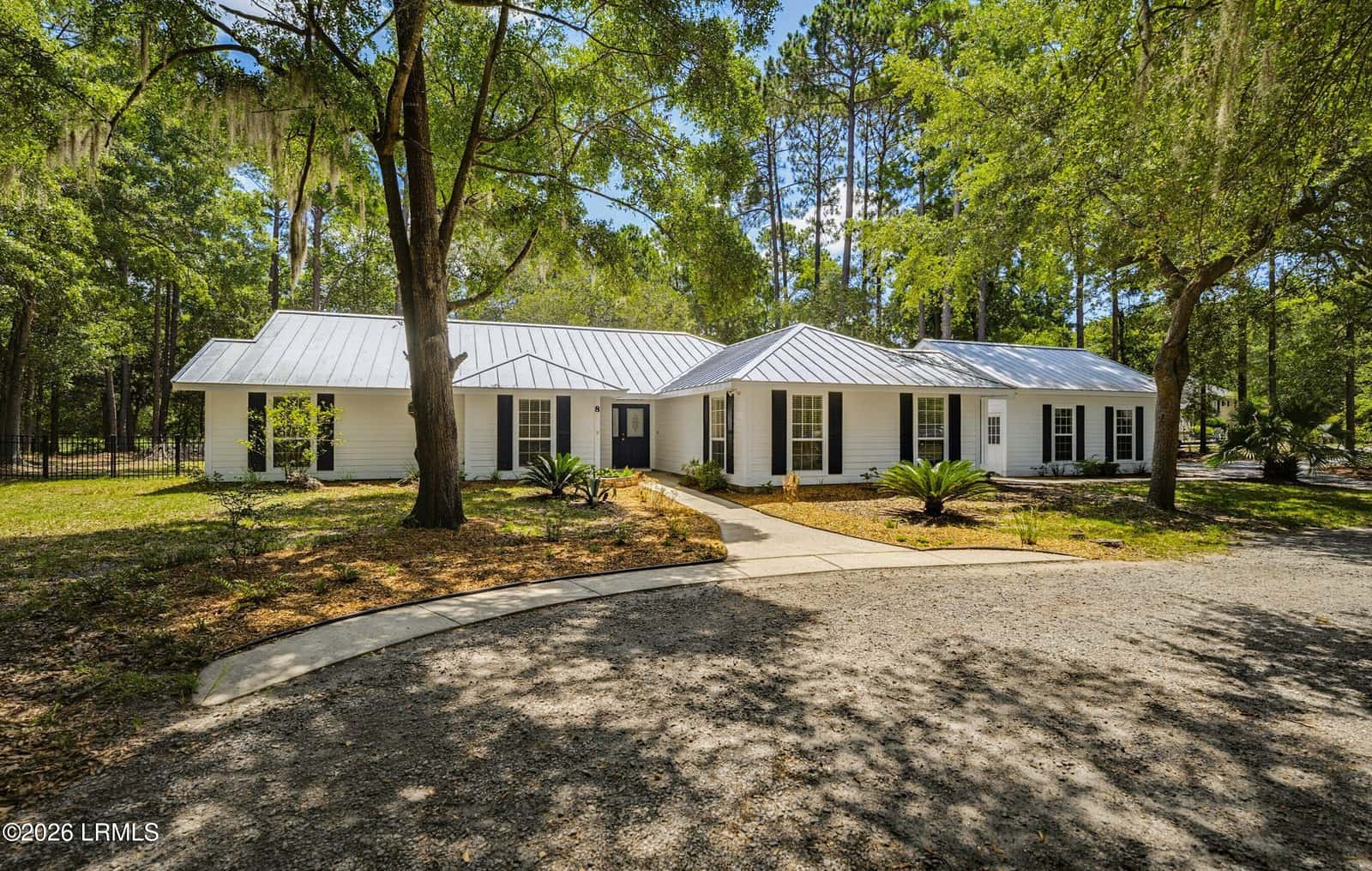 8 Gator Lane, Beaufort, SC 29907 — photo 3 of 67