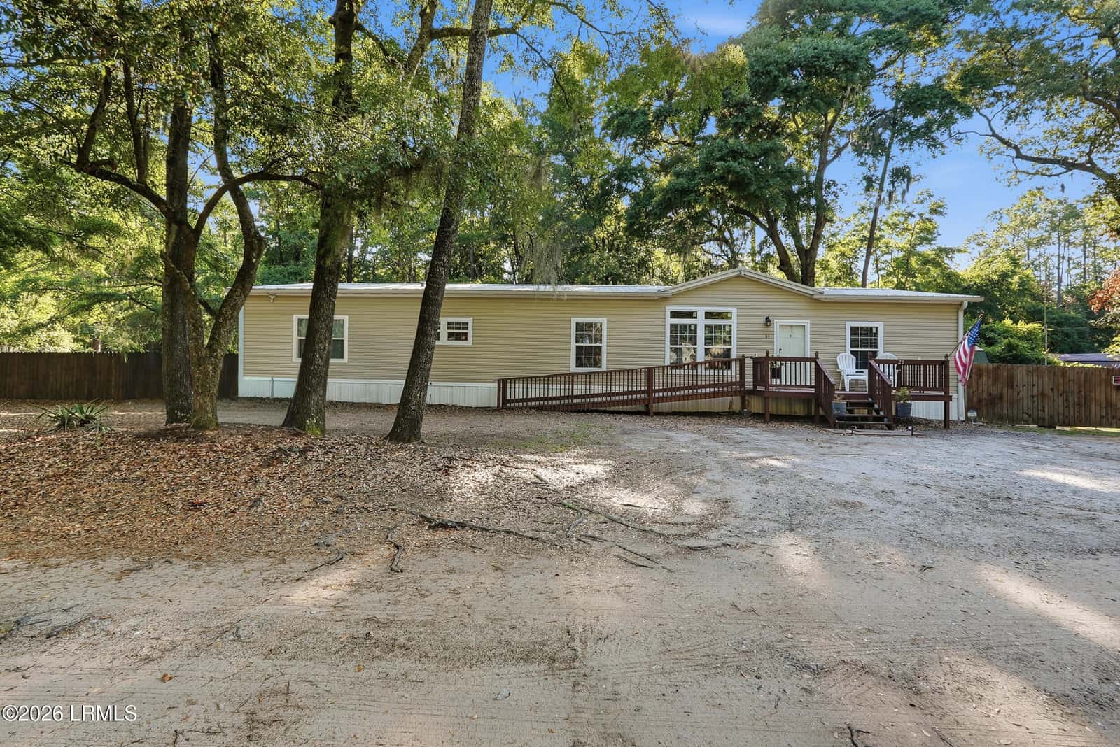 25 Billy Hill Road, Beaufort, SC 29906 — photo 4 of 46
