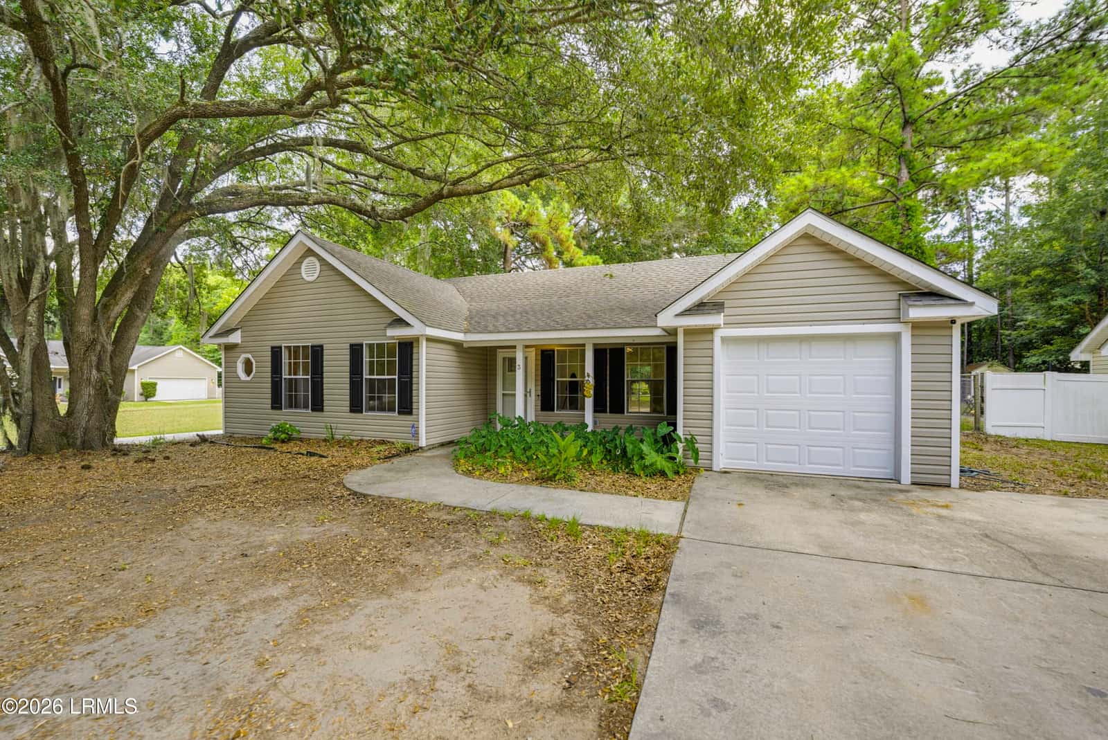 3 Eagle Trace Court, Beaufort, SC 29907 — photo 2 of 24