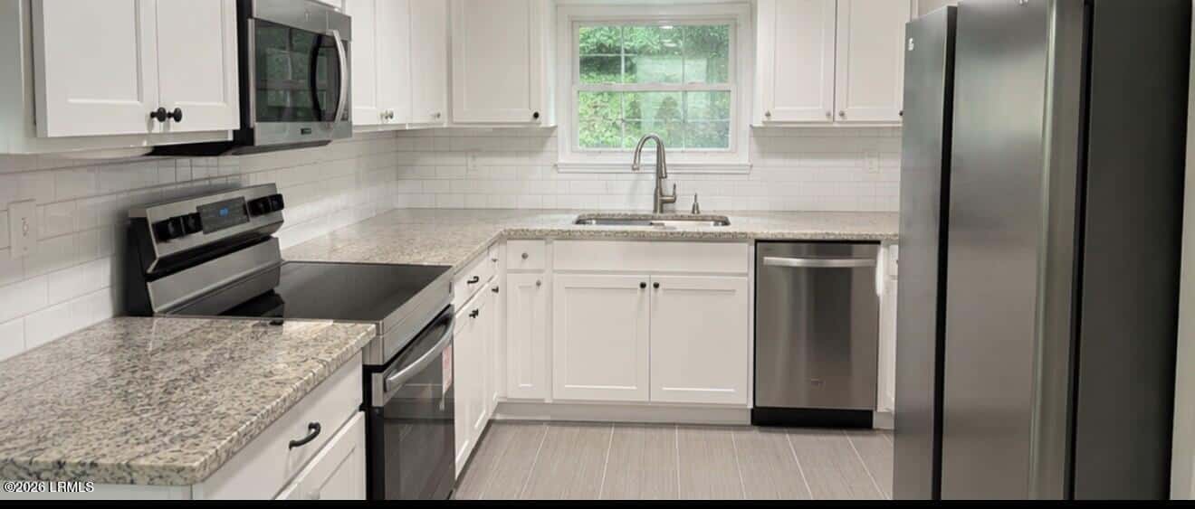 399 Byrd Street S, Fairfax, SC 29827 — photo 3 of 7