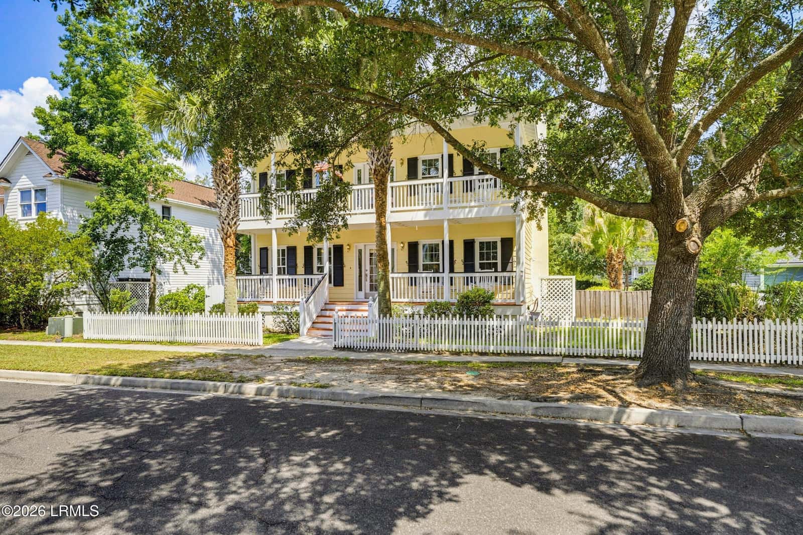 12 Petigru Drive, Beaufort, SC 29902 — photo 2 of 53