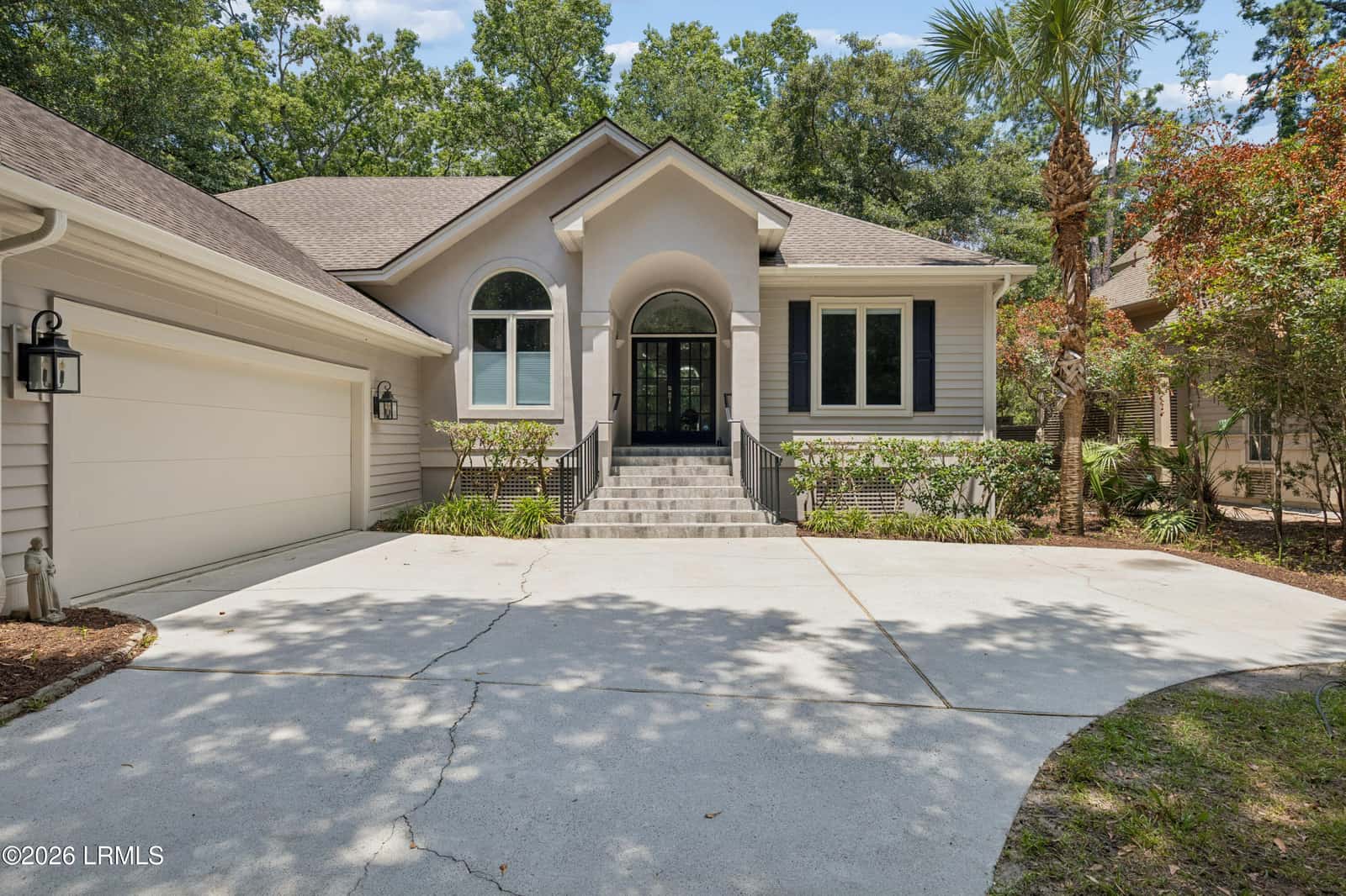11 Forest Drive, Hilton Head Island, SC 29928 — photo 5 of 67
