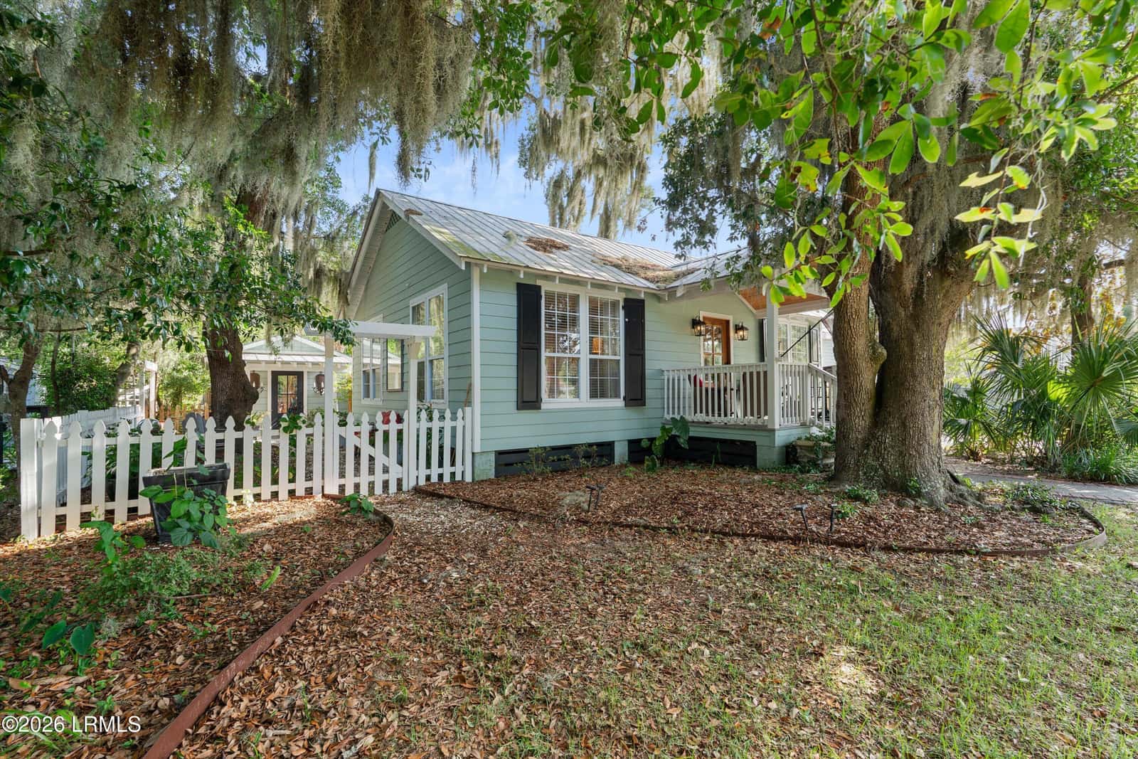 913 16th Street, Port Royal, SC 29935 — photo 4 of 45