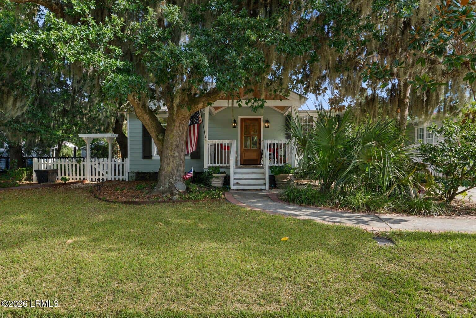 913 16th Street, Port Royal, SC 29935 — photo 2 of 45
