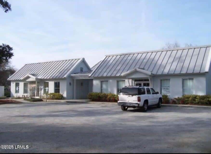 491 Parris Island Gateway, Beaufort, SC 29906 — photo 5 of 7
