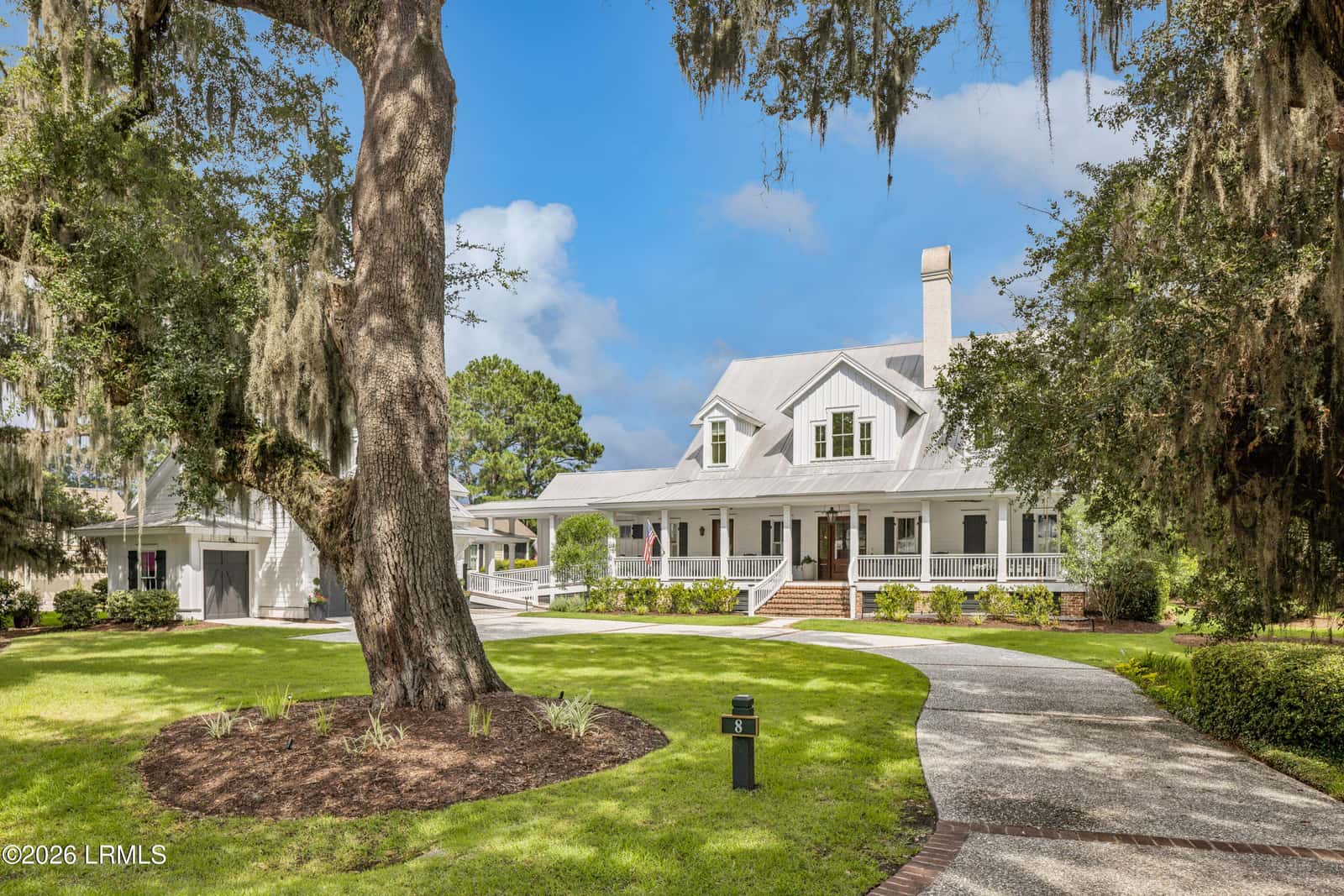 8 Old Oak Road, Bluffton, SC 29909 — photo 4 of 94
