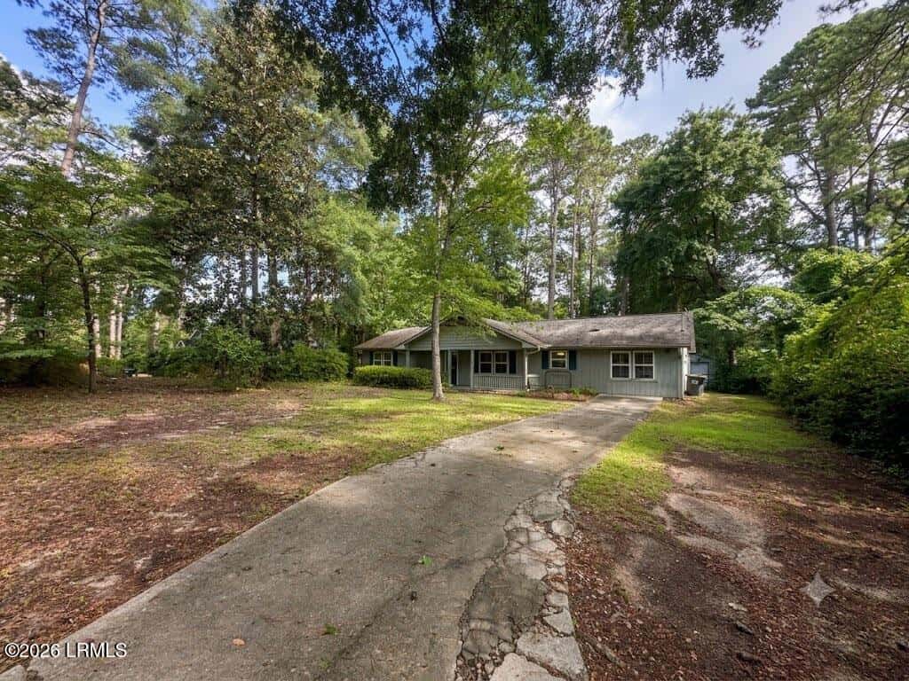 2505 Hermitage Road, Beaufort, SC 29902 — photo 3 of 50