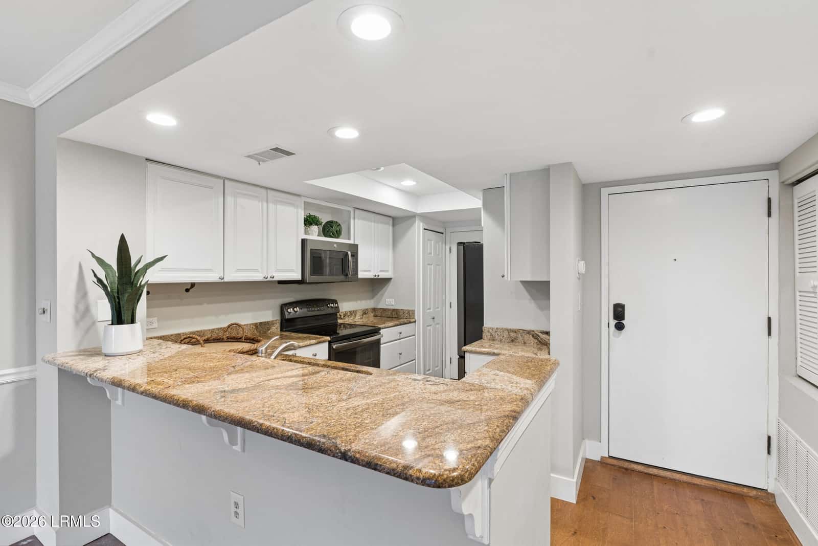 13 Harbourside Lane 7155, Hilton Head Island, SC 29928 — photo 4 of 36
