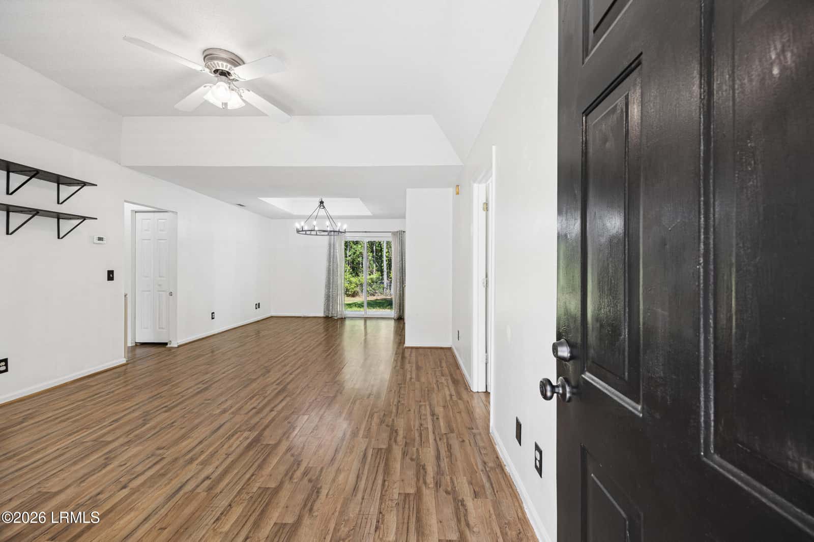 16 Robin Way, Beaufort, SC 29907 — photo 4 of 29