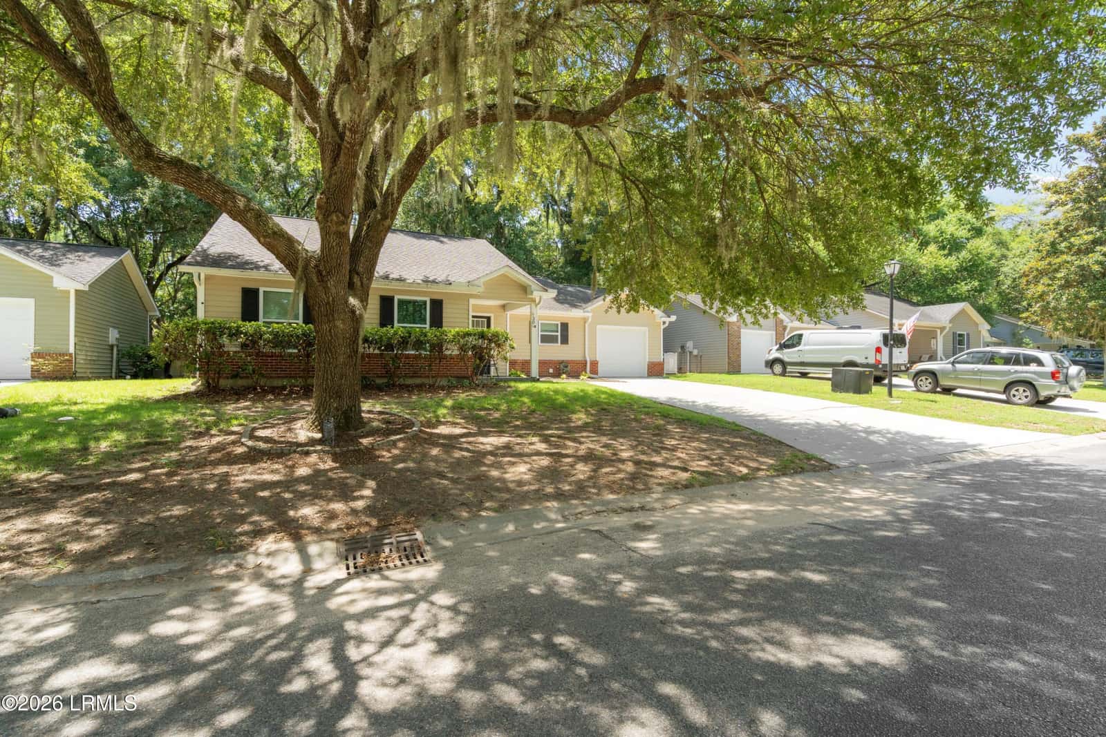 30 Brindlewood Drive, Beaufort, SC 29907 — photo 4 of 39