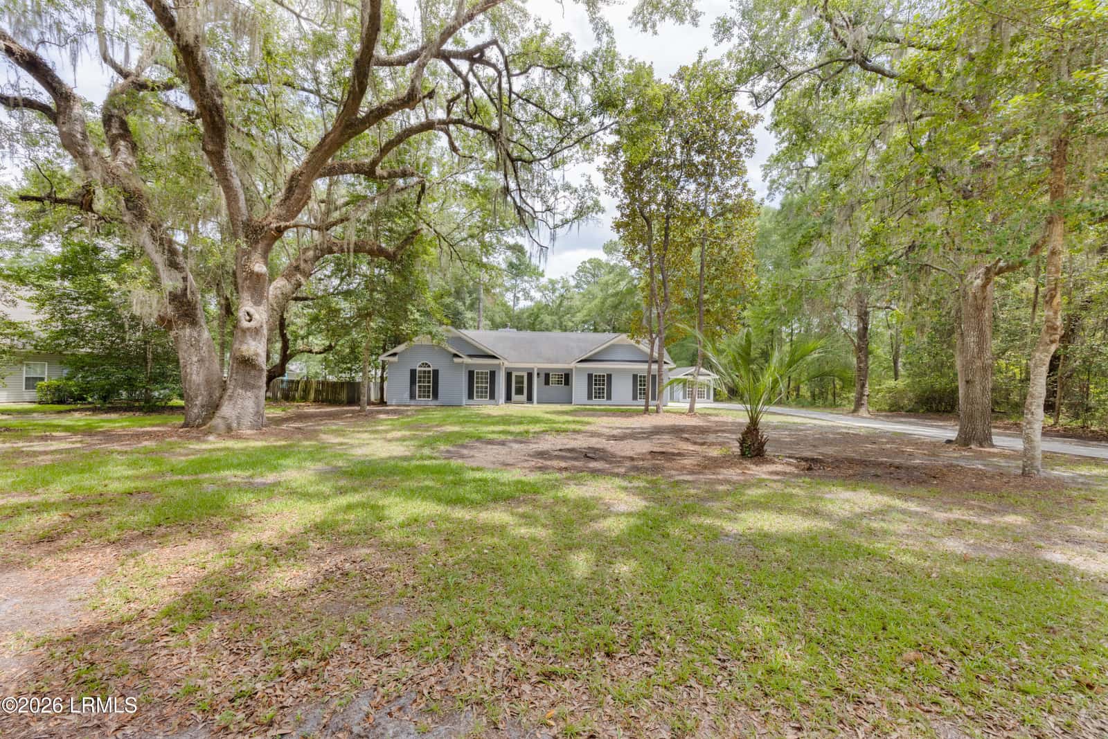 19 Woods Court, Ridgeland, SC 29936 — photo 3 of 24