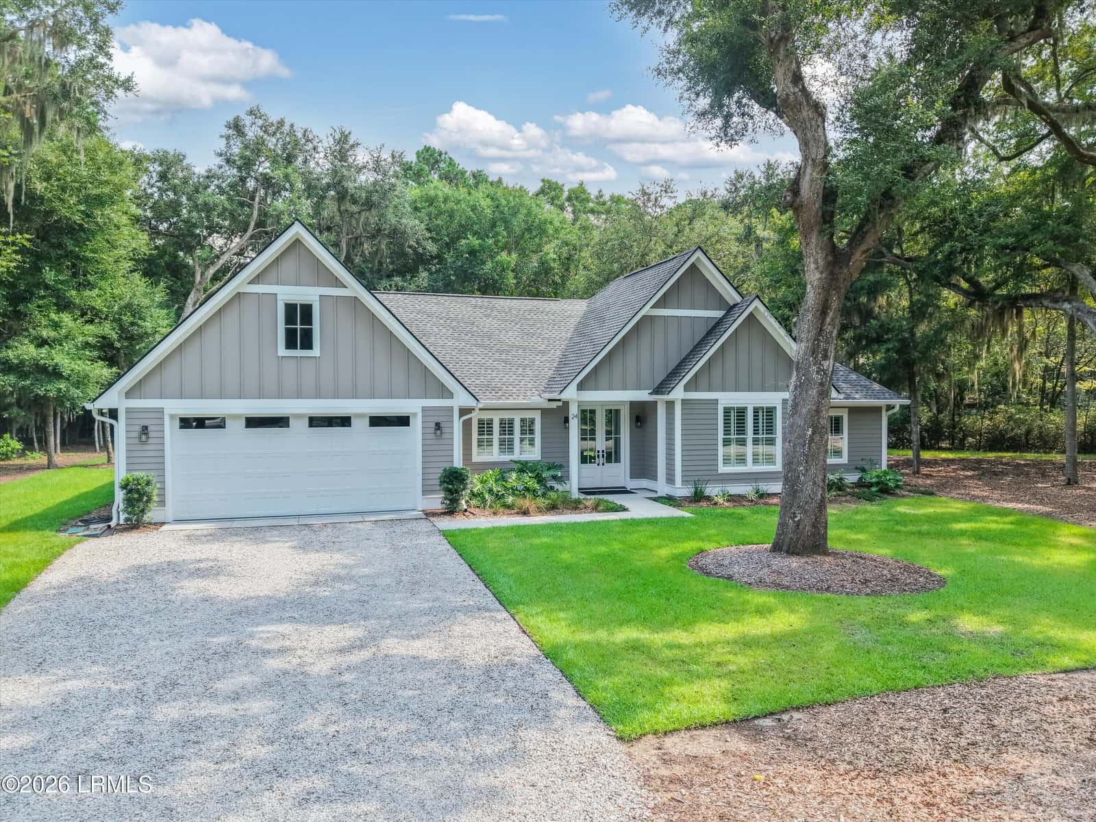 24 Alumni Road, Beaufort, SC 29907 — photo 3 of 45