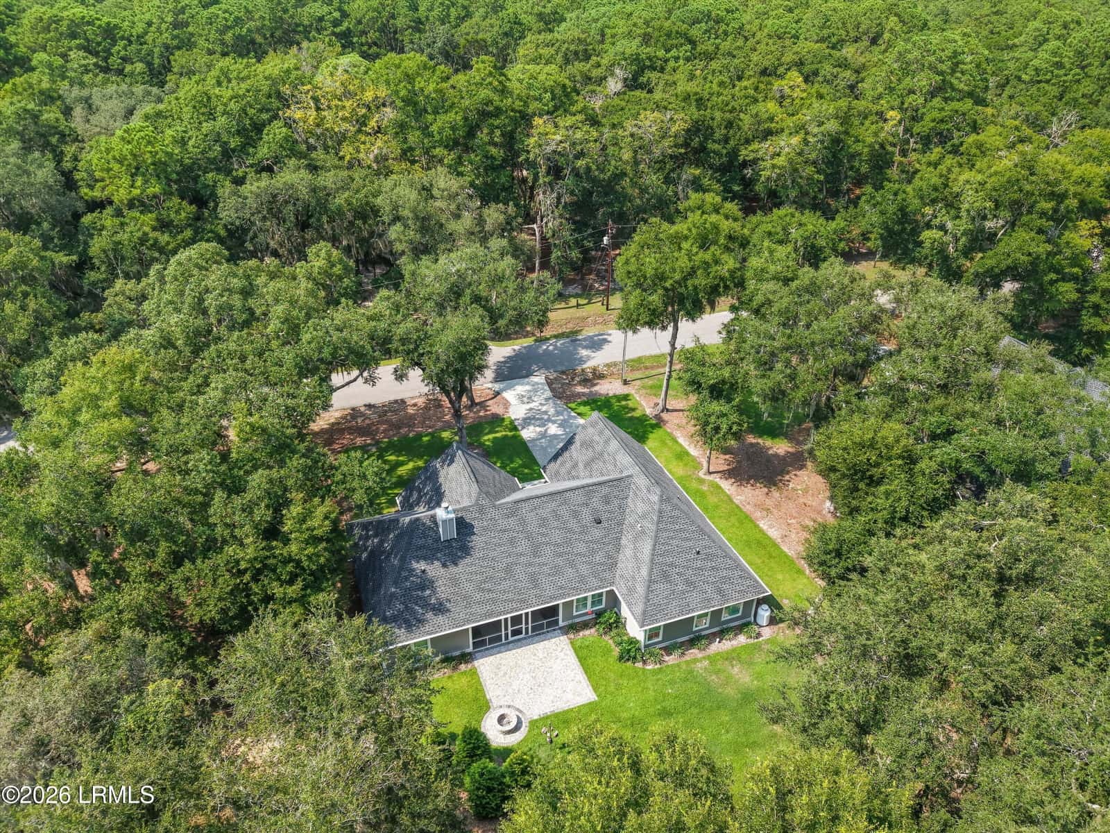 24 Alumni Road, Beaufort, SC 29907 — photo 5 of 41