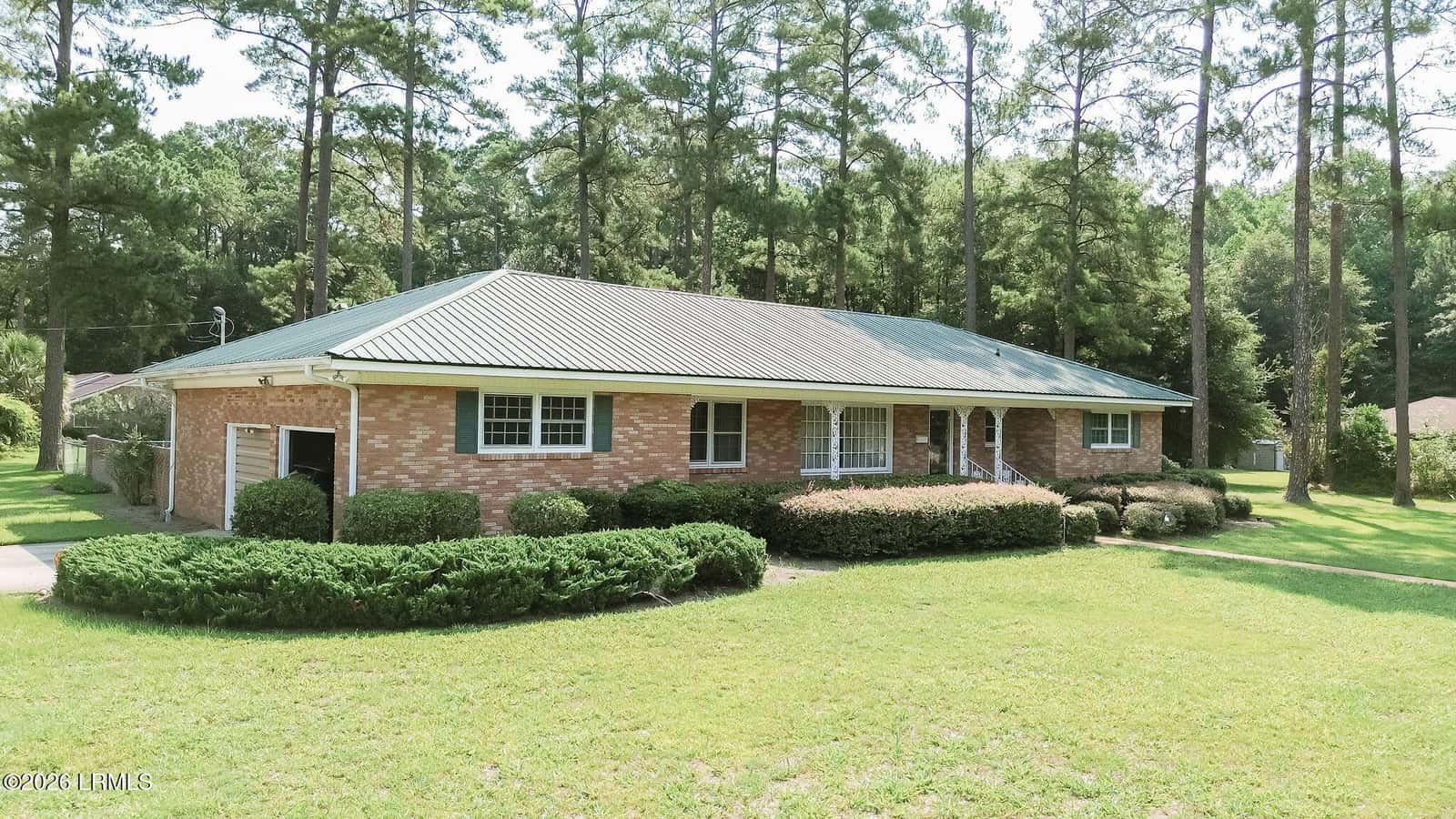 1508 Locust Street W, Hampton, SC 29924 — photo 3 of 81