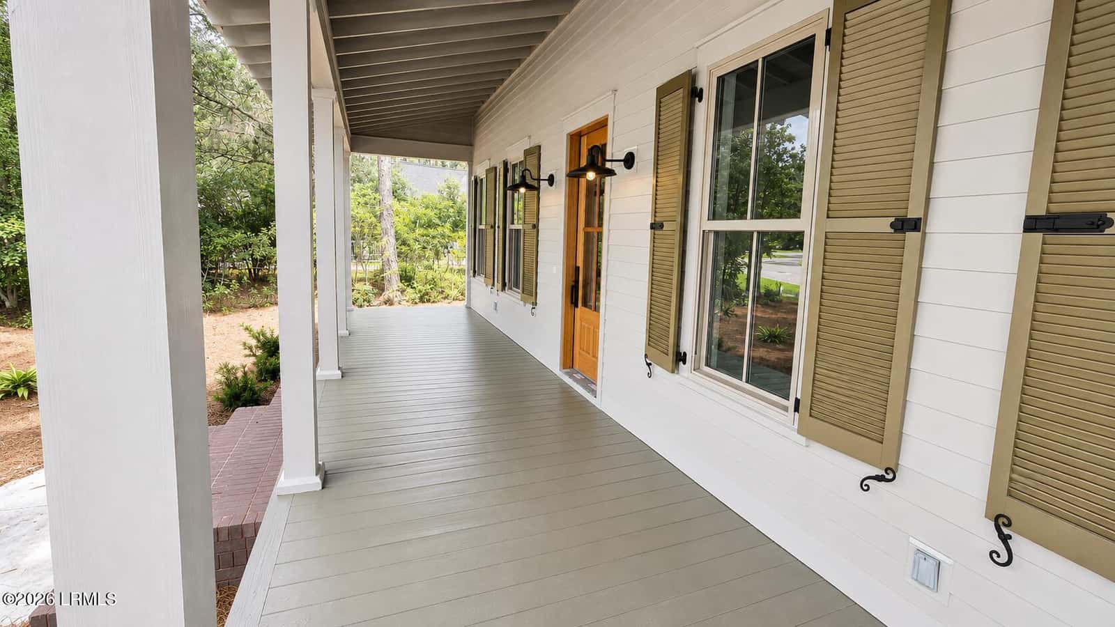 4 Flyway Drive, Beaufort, SC 29907 — photo 3 of 46
