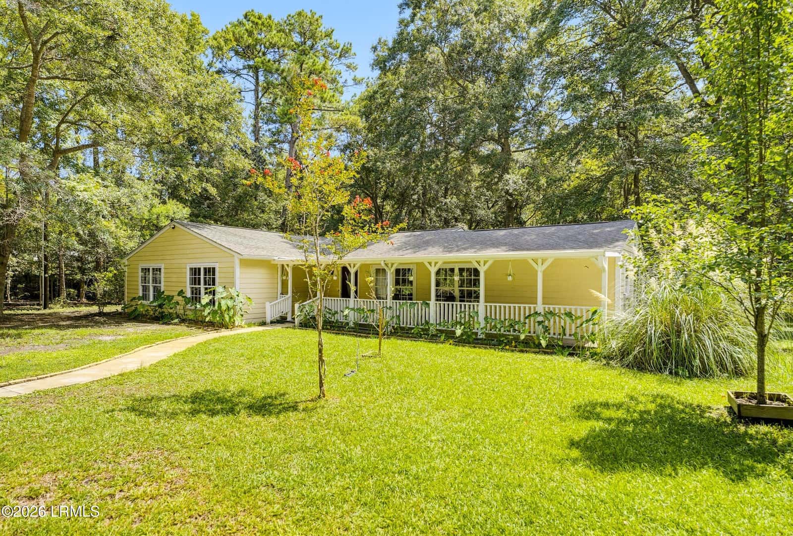 3 Milton Way, Beaufort, SC 29907 — photo 2 of 49