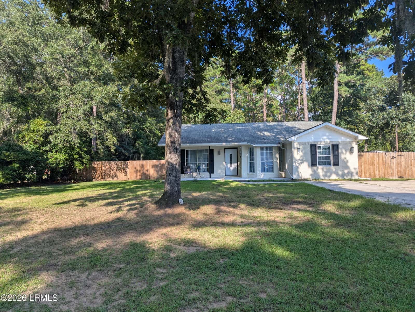 212 Middle Road, Beaufort, SC 29907 — photo 2 of 43