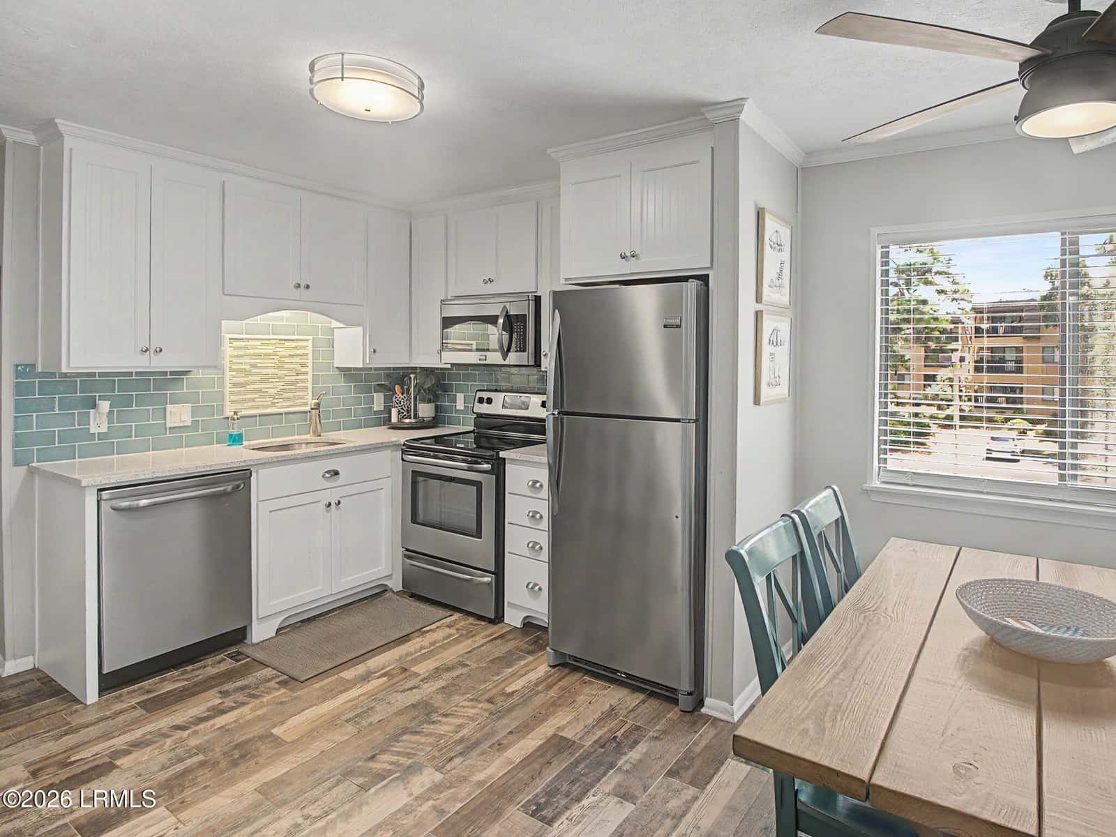40 Folly Field Road D9, Hilton Head Island, SC 29928 — photo 5 of 54