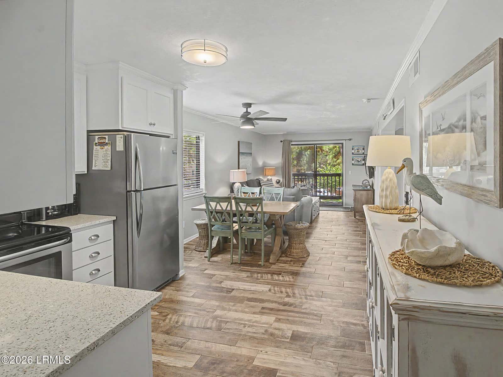 40 Folly Field Road D9, Hilton Head Island, SC 29928 — photo 4 of 54