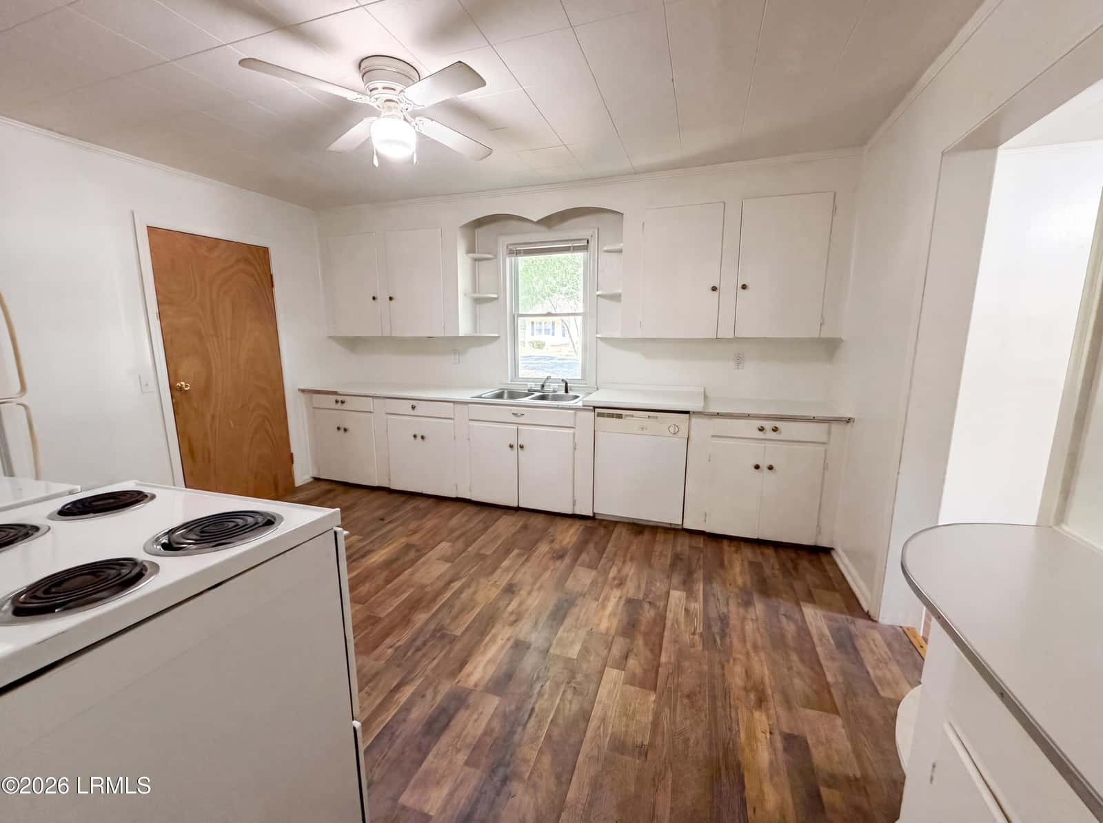 441 Byrnes Street, Allendale, SC 29810 — photo 2 of 14