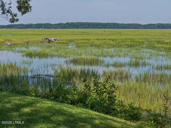 Beaufort, SC, 29902 — photo 2 of 49