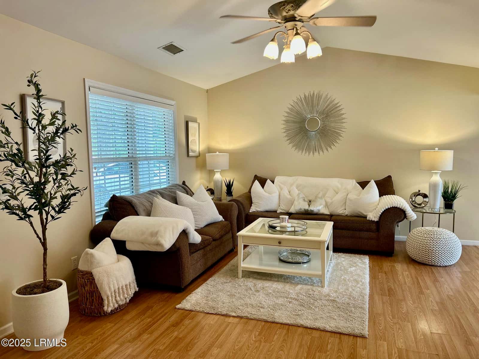 14 Ardmore Avenue, Beaufort, SC 29907 — photo 4 of 22