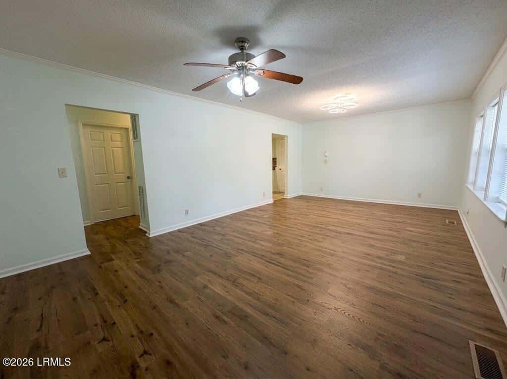 2207 Morris Street, Beaufort, SC 29902 — photo 5 of 28