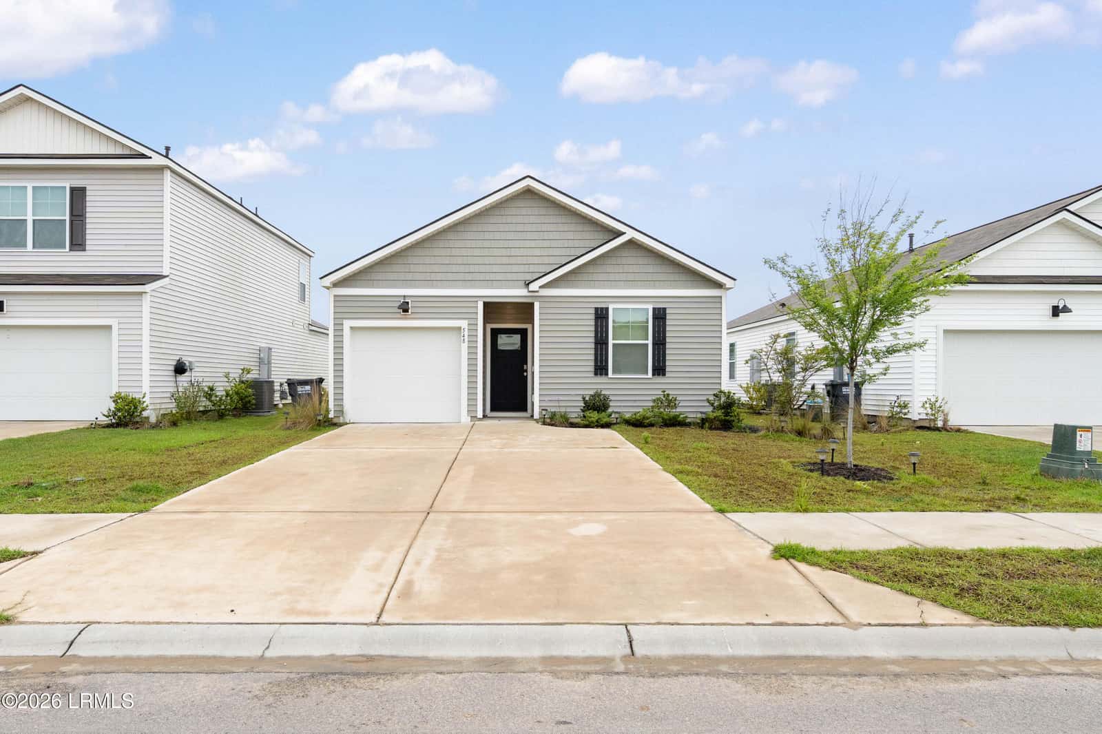 548 Hideaway Street, Ridgeland, SC 29936 — photo 3 of 37
