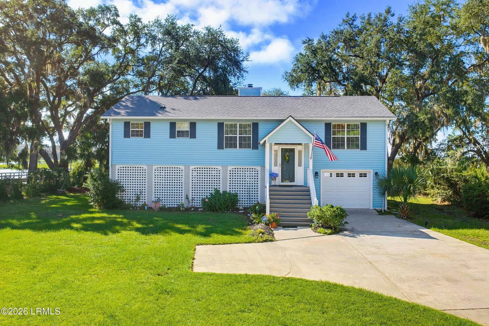119 Chowan Creek Bluff, Beaufort, SC 29907 — photo 5 of 62