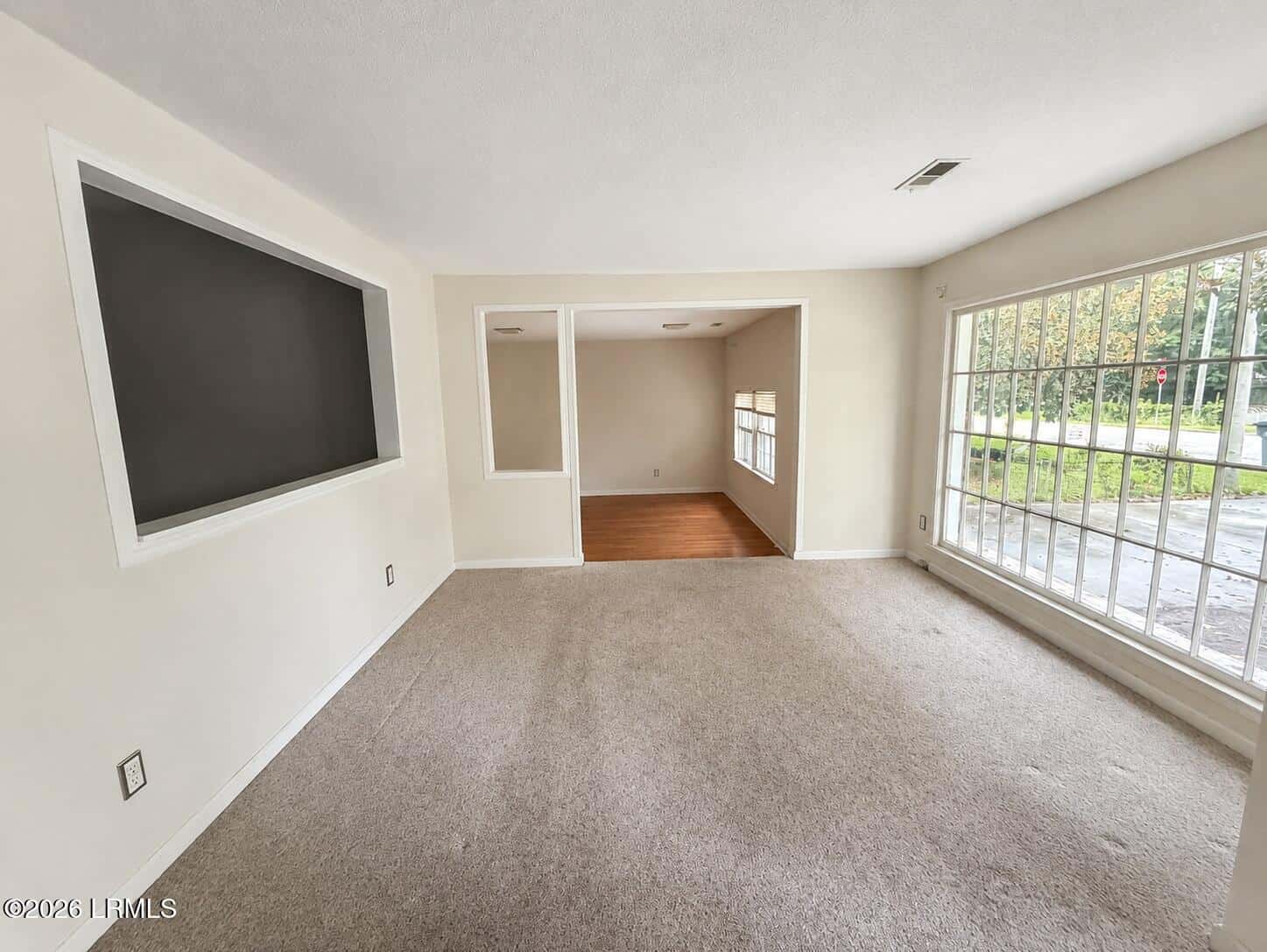 129 Belknap Road, Goose Creek, SC 29445 — photo 3 of 24