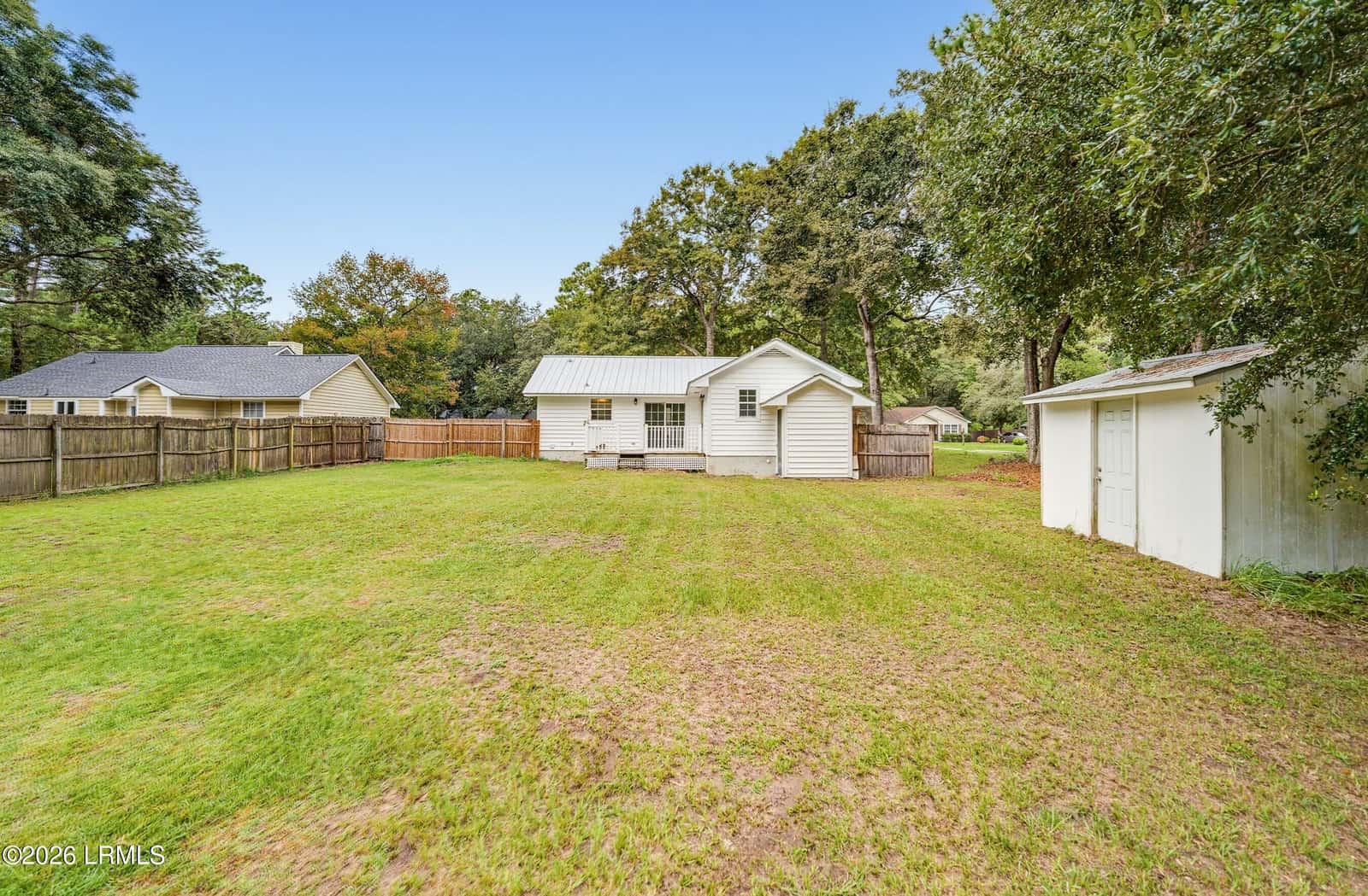 14 Robin Way, Beaufort, SC 29907 — photo 5 of 23