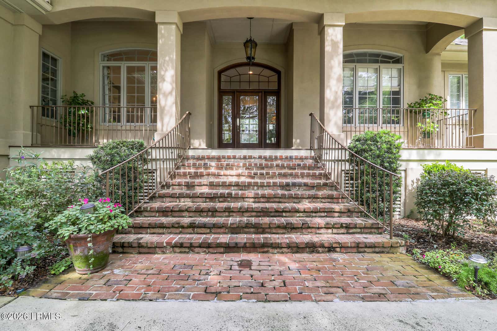 21 Ribaut Drive, Hilton Head Island, SC 29926 — photo 4 of 72
